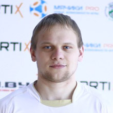 Максим Шкуратенко
